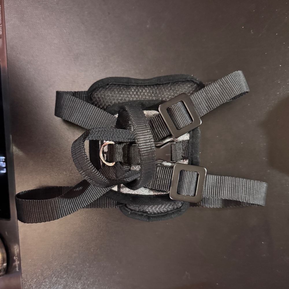 Top Paw‎ Dog Travel Harness Small-Medium Black Padded Reflective Adjustable